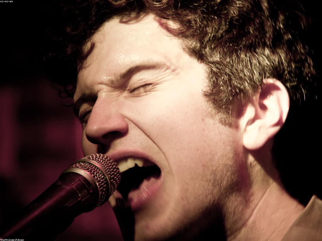 ការប្រកួតនិងពានរង្វាន់: យុទ្ធសាស្រ្តដើម្បីចូលរួម