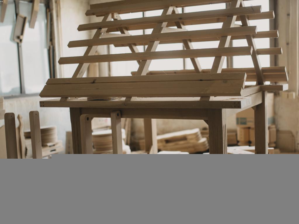 ឧបករណ៍និងសម្ភារៈក្នុងការកសាងសម័យថ្មី